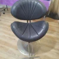 فروش فوری همه وسایل آرایشگاه باقیمت توافقی|آرایشگاه و سالن‌های زیبایی|رودسر, |دیوار