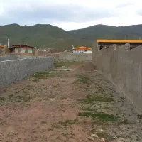زمین-داخل-بافت-روستای-سوخته-چنار