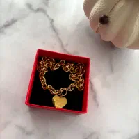 گردن بند و دست بند