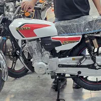 موتورسیگلت همتاز ۲۰۰