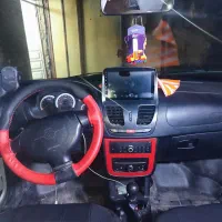 کوئیک R سفید قرمز پارس خودرو 1400