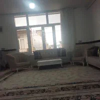 یک واحد کاملا مستقل طبقه دو گل سفید