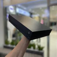 xbox one x همراه با دو دسته و فول بازی|کنسول، بازی ویدئویی و آنلاین|اصفهان, مفتح|دیوار