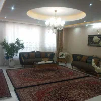یک-واحد-لوکس-در-کوچه-مشکی