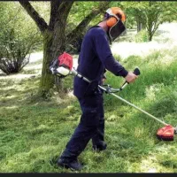 چمن زنی با دستگاه  و جوشکاری.