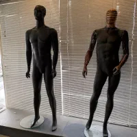 مانکن مردانه سالم