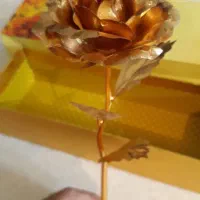 گل رز مصنوعی با رو کش طلای واقعی