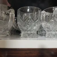 فنجان چای سه دست