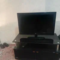 تلویزیون و میز تلویزیون