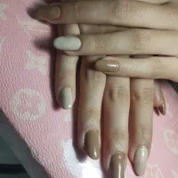 کاشت ناخن|خدمات آرایشگری و زیبایی|مشهد, ایثار|دیوار