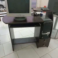 کامپیوتر به همراه میز|رایانه رومیزی|گرگان, |دیوار