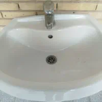 روشویی پایه دار|لوازم سرویس بهداشتی|یزد, |دیوار