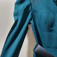 تولوم مجلسی یشمی رنگ|لباس|خوی, |دیوار