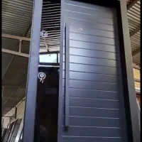 درب اتاق و توالت