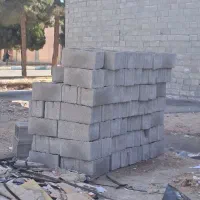 کارگر تخلیه بار گروه ۵الا۶نفره بار خالی میکنیم