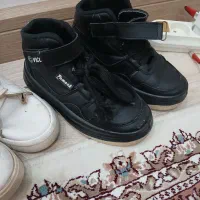 کفش بچه گانه در حد نو