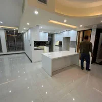 اپارتمان ۱واحدی ۳طرف نور ۱۶۰متر برسپهسالار
