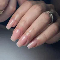 خدمات تخصصی کاشت ناخن با کلی تخفیف|خدمات آرایشگری و زیبایی|زنجان, |دیوار