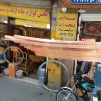 به چند کارگر ساده