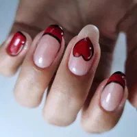 خدمات زیبایی ناخن