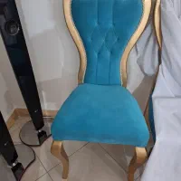 چهار عدد صندلی  در حد نونو