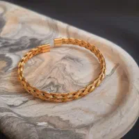 دستبند های حصیری