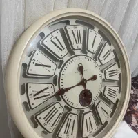 ساعت دیواری