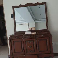 آینه و کنسول
