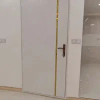 نصاب درب چوبی کابینت و کمد دیواری|خدمات پیشه و مهارت|پرند, فاز ۵|دیوار