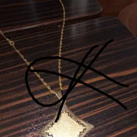 گردن بند ودست بند فروشی هست کسی خواست در خدمتم|بدلیجات|قم, یزدان‌شهر|دیوار