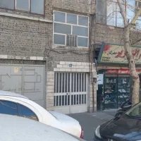352 متر کلنگی دارای مغازه ۳۰ متری بر ۱۱ متر