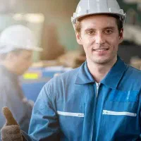 کارگر خط تولید