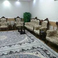 مبل سلطنتی ۹نفره همراه با میز وعسلی