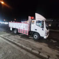 700