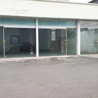 مغازه ۷۰ متری با دو درب و محوطه باز با درب مستقل|اجارهٔ مغازه و غرفه|رشت, کوی امام رضا|دیوار