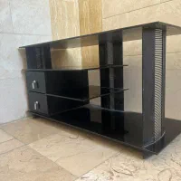 میز تلویزیون کاملا سالم و ضد ضربه و نشکن
