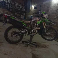 موتور سیکلت crf200فلات
