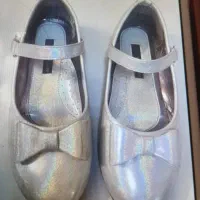 کفش عروسکی