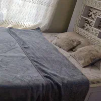 سرویس خواب شامل تخت دونفره وتشک ومیزآرایش ودراور|تخت و سرویس خواب|اصفهان, عطار نیشابوری|دیوار