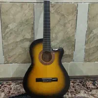 فروش گیتار در حد نو مارک دیاموند