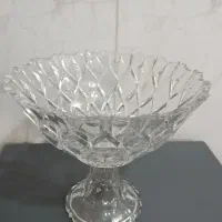 تعدادی ظروف در حد نو