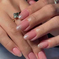 کاشت ناخن ترمیم لمینت ژلیش قیمت استثنایی شیخ صدوق|خدمات آرایشگری و زیبایی|اصفهان, مسجد مصلی|دیوار