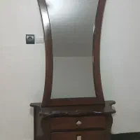 آیینه وکنسول