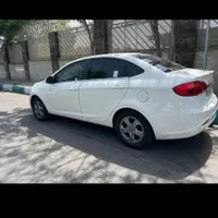 جک j4 سفید اتومات