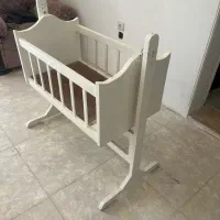 گهواره چوبی|تخت و صندلی بچه|میانه, |دیوار