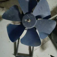 فن قدرتمند قوی جهت تهویه سالن‌  رستوران‌ مرغداری