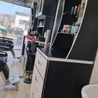 میز ویترین آرایشگری و سر شور