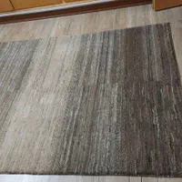 فرش دست بافت از نوع گَبه|گلیم، جاجیم، گبه|اصفهان, کوی ولی عصر|دیوار