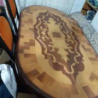میز غذاخوری محکم و بادوام
