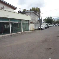 مغازه ۷۰ متری با دو درب و محوطه باز با درب مستقل|اجارهٔ مغازه و غرفه|رشت, کوی امام رضا|دیوار